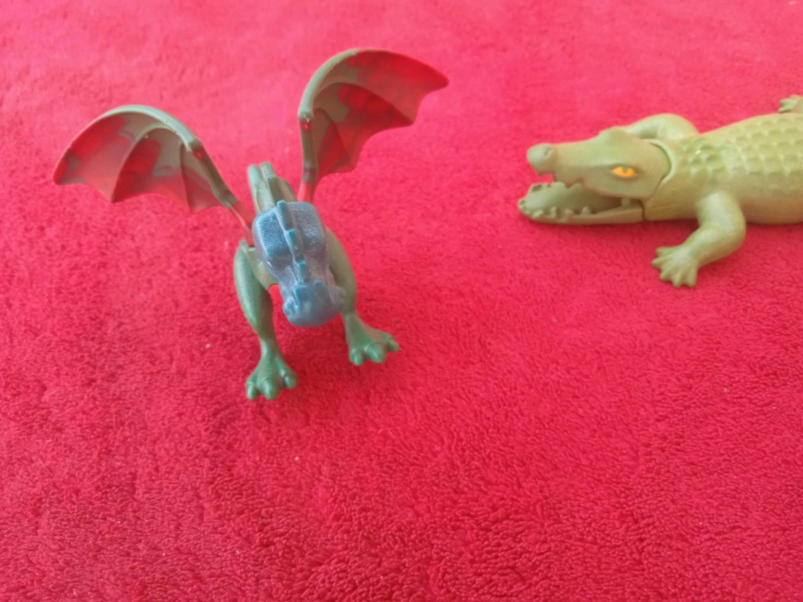 Lot crocodile et deux petits dragons playmobil – photo 3